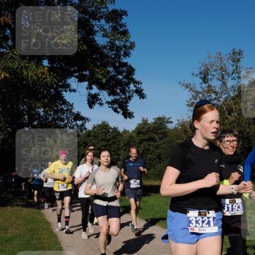 28.09.2025 - 33. Volkslauf durch das schöne Alstertal Fabian Wolf http://msf.ph/oto/8980275 28.09.2025 10:35:35 Laufen 3937, 3357, 3321, 3193 meine-sportfotos.de