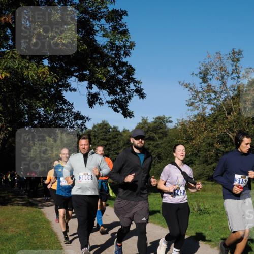 28.09.2025 - 33. Volkslauf durch das schöne Alstertal Fabian Wolf http://msf.ph/oto/8980299 28.09.2025 10:35:38 Laufen 3008, 3152 meine-sportfotos.de