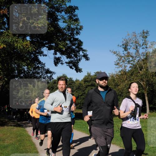 28.09.2025 - 33. Volkslauf durch das schöne Alstertal Fabian Wolf http://msf.ph/oto/8980303 28.09.2025 10:35:38 Laufen 008, 3142 meine-sportfotos.de