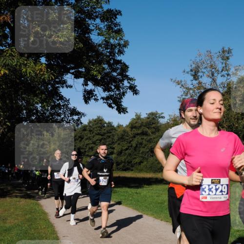 28.09.2025 - 33. Volkslauf durch das schöne Alstertal Fabian Wolf http://msf.ph/oto/8980358 28.09.2025 10:35:46 Laufen 3901, 3293, 3329 meine-sportfotos.de