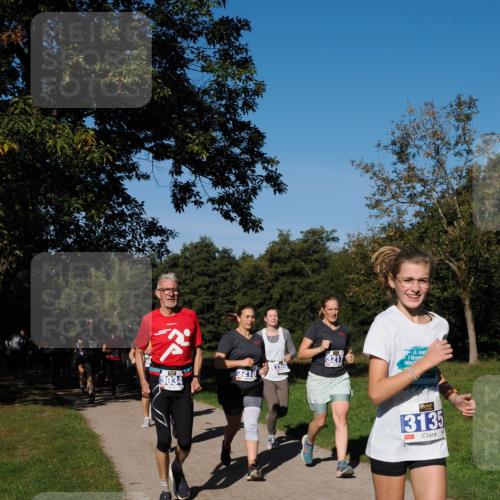 28.09.2025 - 33. Volkslauf durch das schöne Alstertal Fabian Wolf http://msf.ph/oto/8980408 28.09.2025 10:35:54 Laufen 3218, 3034, 3385, 3217, 56, 3135 meine-sportfotos.de