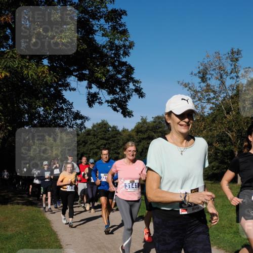 28.09.2025 - 33. Volkslauf durch das schöne Alstertal Fabian Wolf http://msf.ph/oto/8980451 28.09.2025 10:36:02 Laufen 3410, 3141 meine-sportfotos.de