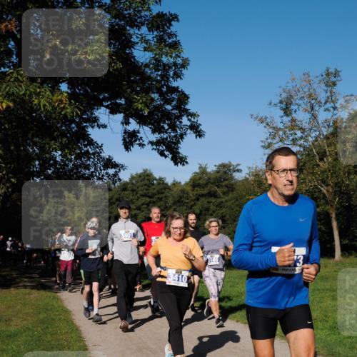 28.09.2025 - 33. Volkslauf durch das schöne Alstertal Fabian Wolf http://msf.ph/oto/8980467 28.09.2025 10:36:04 Laufen 3401, 3410, 3146 meine-sportfotos.de
