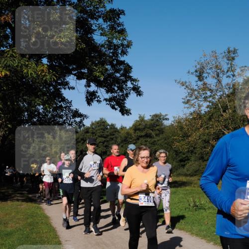 28.09.2025 - 33. Volkslauf durch das schöne Alstertal Fabian Wolf http://msf.ph/oto/8980470 28.09.2025 10:36:04 Laufen 3402, 3401, 3410 meine-sportfotos.de
