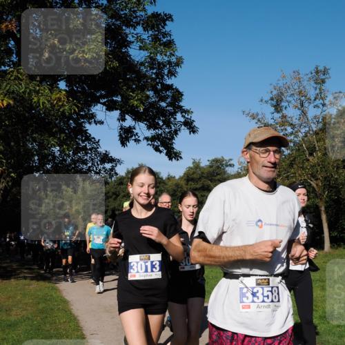 28.09.2025 - 33. Volkslauf durch das schöne Alstertal Fabian Wolf http://msf.ph/oto/8980508 28.09.2025 10:36:10 Laufen 3086, 3013, 3358 meine-sportfotos.de