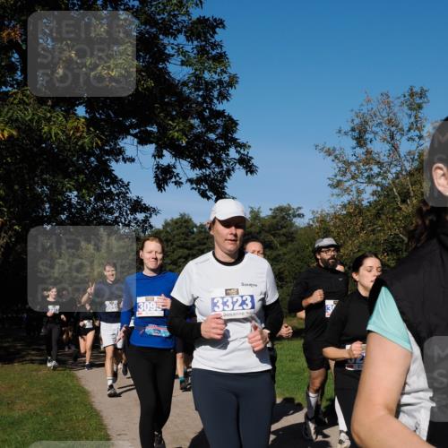 28.09.2025 - 33. Volkslauf durch das schöne Alstertal Fabian Wolf http://msf.ph/oto/8980580 28.09.2025 10:36:19 Laufen 3949, 3095, 3323 meine-sportfotos.de
