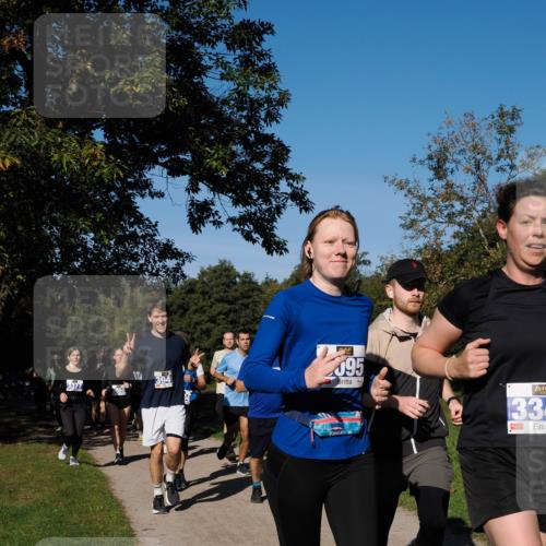 28.09.2025 - 33. Volkslauf durch das schöne Alstertal Fabian Wolf http://msf.ph/oto/8980587 28.09.2025 10:36:20 Laufen 3377, 394, 095, 334 meine-sportfotos.de