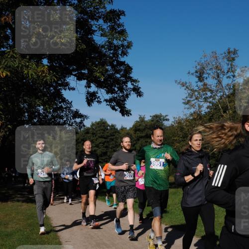 28.09.2025 - 33. Volkslauf durch das schöne Alstertal Fabian Wolf http://msf.ph/oto/8980620 28.09.2025 10:36:24 Laufen 3070, 3951 meine-sportfotos.de