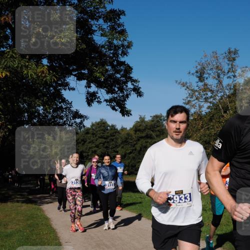 28.09.2025 - 33. Volkslauf durch das schöne Alstertal Fabian Wolf http://msf.ph/oto/8980639 28.09.2025 10:36:27 Laufen 3130, 32, 3123, 3009, 933 meine-sportfotos.de