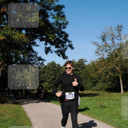 28.09.2025 - 33. Volkslauf durch das schöne Alstertal Fabian Wolf http://msf.ph/oto/8980892 28.09.2025 10:37:05 Laufen 3264 meine-sportfotos.de