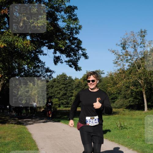 28.09.2025 - 33. Volkslauf durch das schöne Alstertal Fabian Wolf http://msf.ph/oto/8980894 28.09.2025 10:37:05 Laufen 3264 meine-sportfotos.de