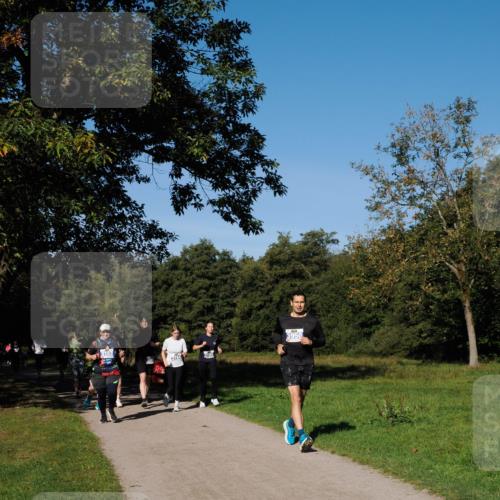 28.09.2025 - 33. Volkslauf durch das schöne Alstertal Fabian Wolf http://msf.ph/oto/8980900 28.09.2025 10:37:10 Laufen 3950 meine-sportfotos.de