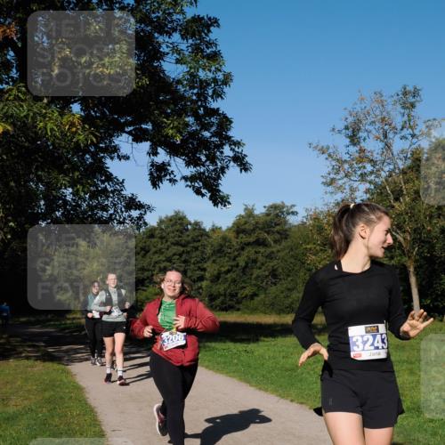 28.09.2025 - 33. Volkslauf durch das schöne Alstertal Fabian Wolf http://msf.ph/oto/8981032 28.09.2025 10:37:51 Laufen 3206, 3243 meine-sportfotos.de