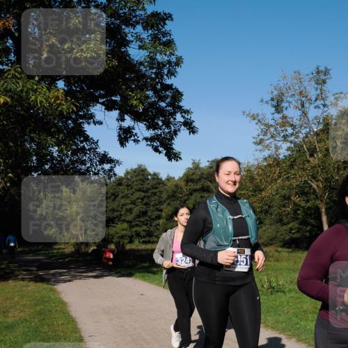 28.09.2025 - 33. Volkslauf durch das schöne Alstertal Fabian Wolf http://msf.ph/oto/8981074 28.09.2025 10:37:56 Laufen 3245, 051 meine-sportfotos.de