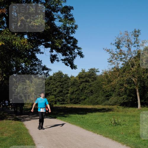 28.09.2025 - 33. Volkslauf durch das schöne Alstertal Fabian Wolf http://msf.ph/oto/8981089 28.09.2025 10:38:13 Laufen 3359 meine-sportfotos.de