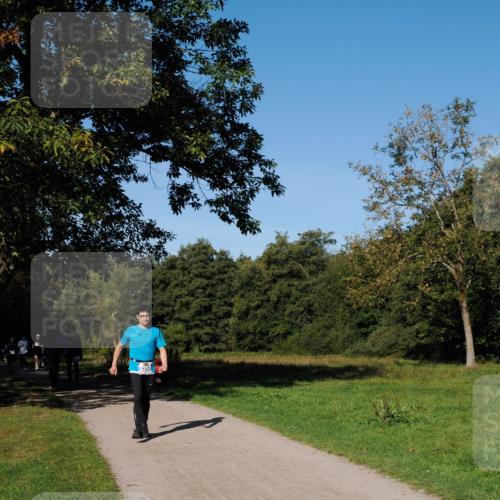 28.09.2025 - 33. Volkslauf durch das schöne Alstertal Fabian Wolf http://msf.ph/oto/8981090 28.09.2025 10:38:13 Laufen 33599 meine-sportfotos.de
