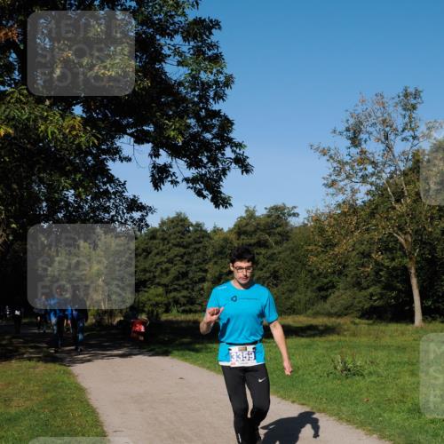 28.09.2025 - 33. Volkslauf durch das schöne Alstertal Fabian Wolf http://msf.ph/oto/8981111 28.09.2025 10:38:16 Laufen 3359 meine-sportfotos.de
