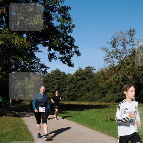28.09.2025 - 33. Volkslauf durch das schöne Alstertal Fabian Wolf http://msf.ph/oto/8981160 28.09.2025 10:38:30 Laufen 3360, 20 meine-sportfotos.de