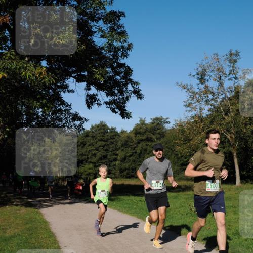 28.09.2025 - 33. Volkslauf durch das schöne Alstertal Fabian Wolf http://msf.ph/oto/8981188 28.09.2025 10:38:39 Laufen 4009, 4164, 4100 meine-sportfotos.de