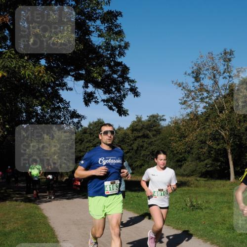 28.09.2025 - 33. Volkslauf durch das schöne Alstertal Fabian Wolf http://msf.ph/oto/8981218 28.09.2025 10:38:43 Laufen 4163 meine-sportfotos.de