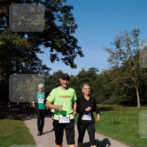 28.09.2025 - 33. Volkslauf durch das schöne Alstertal Fabian Wolf http://msf.ph/oto/8981244 28.09.2025 10:38:51 Laufen 3192, 1922, 3354, 3353 meine-sportfotos.de