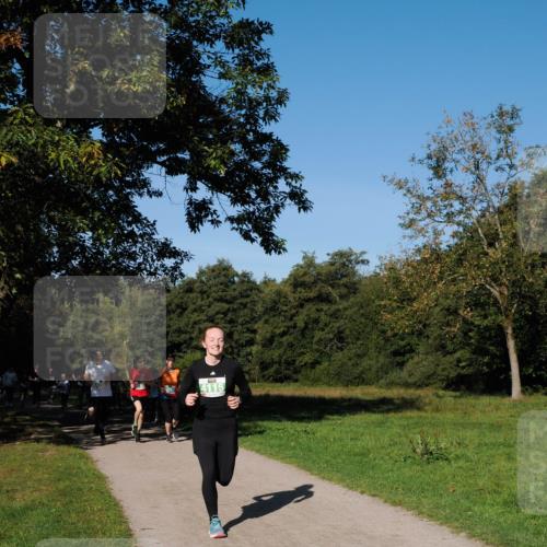 28.09.2025 - 33. Volkslauf durch das schöne Alstertal Fabian Wolf http://msf.ph/oto/8981328 28.09.2025 10:39:08 Laufen 4115 meine-sportfotos.de