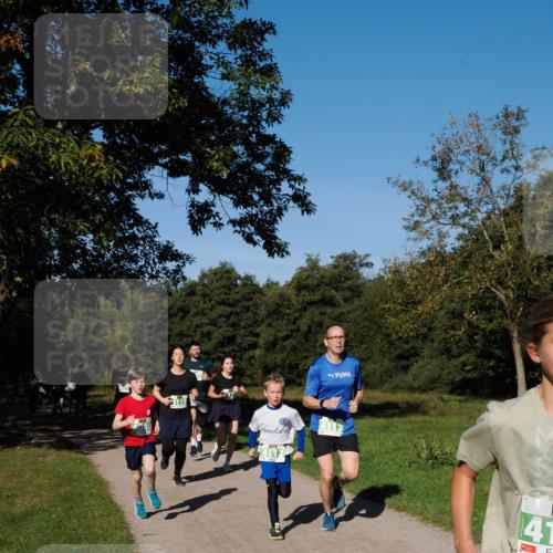 28.09.2025 - 33. Volkslauf durch das schöne Alstertal Fabian Wolf http://msf.ph/oto/8981380 28.09.2025 10:39:16 Laufen 4113, 41 meine-sportfotos.de
