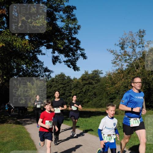 28.09.2025 - 33. Volkslauf durch das schöne Alstertal Fabian Wolf http://msf.ph/oto/8981388 28.09.2025 10:39:16 Laufen 4040, 1119, 4112, 4113 meine-sportfotos.de