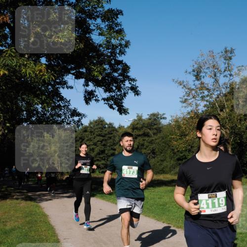 28.09.2025 - 33. Volkslauf durch das schöne Alstertal Fabian Wolf http://msf.ph/oto/8981403 28.09.2025 10:39:18 Laufen 4077, 4173, 4119 meine-sportfotos.de