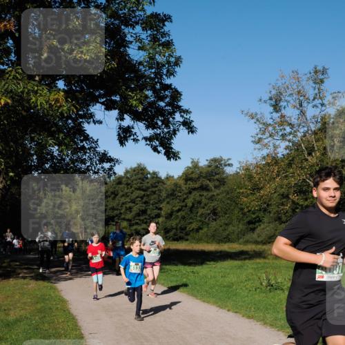28.09.2025 - 33. Volkslauf durch das schöne Alstertal Fabian Wolf http://msf.ph/oto/8981435 28.09.2025 10:39:23 Laufen 120, 4132, 7 meine-sportfotos.de