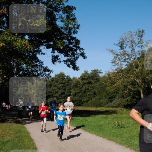 28.09.2025 - 33. Volkslauf durch das schöne Alstertal Fabian Wolf http://msf.ph/oto/8981436 28.09.2025 10:39:23 Laufen 120, 4132 meine-sportfotos.de