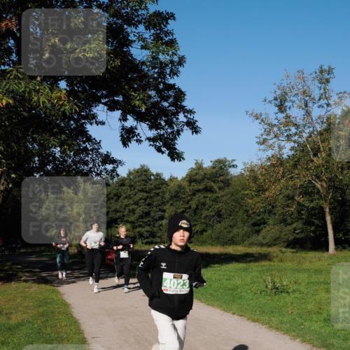 28.09.2025 - 33. Volkslauf durch das schöne Alstertal Fabian Wolf http://msf.ph/oto/8981517 28.09.2025 10:39:40 Laufen 4023 meine-sportfotos.de