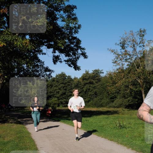 28.09.2025 - 33. Volkslauf durch das schöne Alstertal Fabian Wolf http://msf.ph/oto/8981541 28.09.2025 10:39:43 Laufen  meine-sportfotos.de