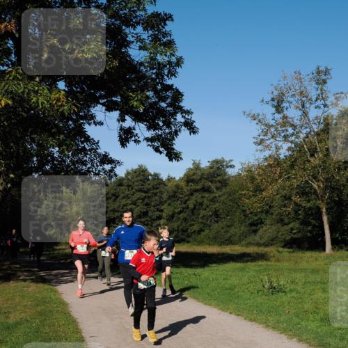 28.09.2025 - 33. Volkslauf durch das schöne Alstertal Fabian Wolf http://msf.ph/oto/8981582 28.09.2025 10:39:54 Laufen 4046 meine-sportfotos.de