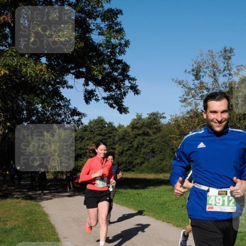28.09.2025 - 33. Volkslauf durch das schöne Alstertal Fabian Wolf http://msf.ph/oto/8981603 28.09.2025 10:39:56 Laufen 4046, 4912 meine-sportfotos.de