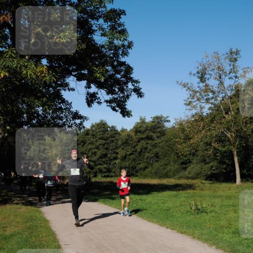 28.09.2025 - 33. Volkslauf durch das schöne Alstertal Fabian Wolf http://msf.ph/oto/8981625 28.09.2025 10:40:00 Laufen 4160, 4914 meine-sportfotos.de