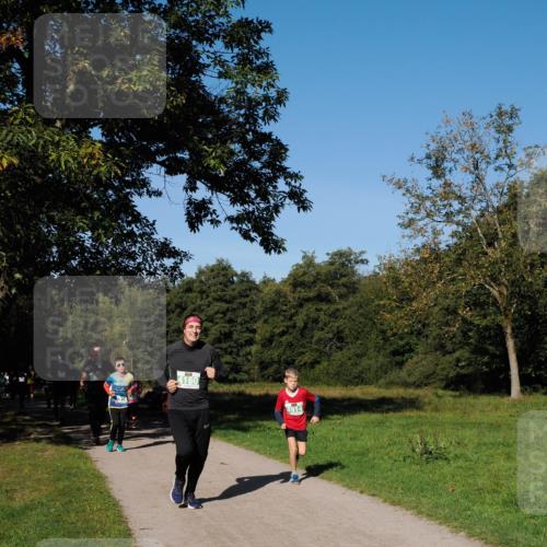 28.09.2025 - 33. Volkslauf durch das schöne Alstertal Fabian Wolf http://msf.ph/oto/8981631 28.09.2025 10:40:00 Laufen 4160, 4914 meine-sportfotos.de