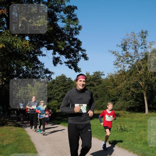 28.09.2025 - 33. Volkslauf durch das schöne Alstertal Fabian Wolf http://msf.ph/oto/8981640 28.09.2025 10:40:01 Laufen 60, 491 meine-sportfotos.de