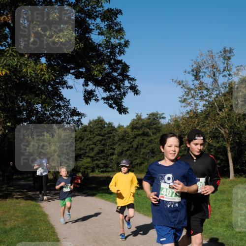 28.09.2025 - 33. Volkslauf durch das schöne Alstertal Fabian Wolf http://msf.ph/oto/8981766 28.09.2025 10:40:20 Laufen 4079 meine-sportfotos.de
