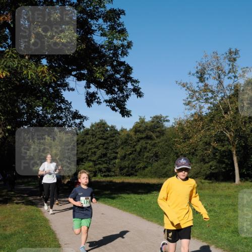 28.09.2025 - 33. Volkslauf durch das schöne Alstertal Fabian Wolf http://msf.ph/oto/8981772 28.09.2025 10:40:21 Laufen  meine-sportfotos.de