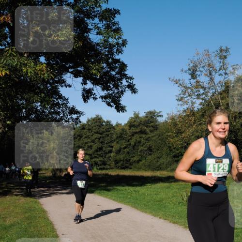 28.09.2025 - 33. Volkslauf durch das schöne Alstertal Fabian Wolf http://msf.ph/oto/8981807 28.09.2025 10:40:25 Laufen 4129 meine-sportfotos.de