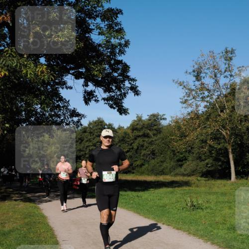 28.09.2025 - 33. Volkslauf durch das schöne Alstertal Fabian Wolf http://msf.ph/oto/8981842 28.09.2025 10:40:31 Laufen 4048 meine-sportfotos.de