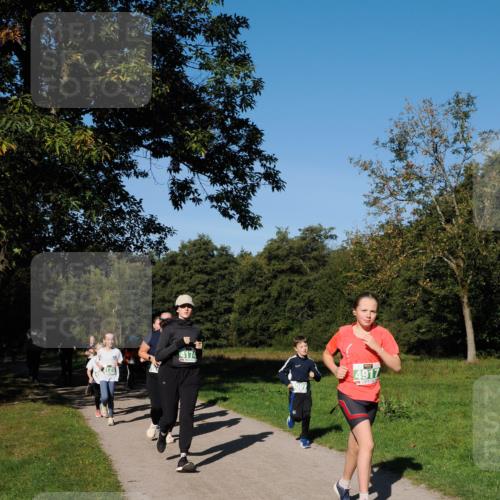 28.09.2025 - 33. Volkslauf durch das schöne Alstertal Fabian Wolf http://msf.ph/oto/8981888 28.09.2025 10:40:44 Laufen 4125, 4174, 4917 meine-sportfotos.de
