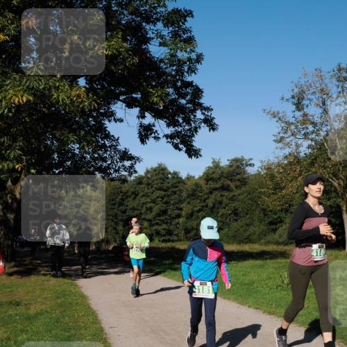 28.09.2025 - 33. Volkslauf durch das schöne Alstertal Fabian Wolf http://msf.ph/oto/8981929 28.09.2025 10:40:52 Laufen 181, 418 meine-sportfotos.de