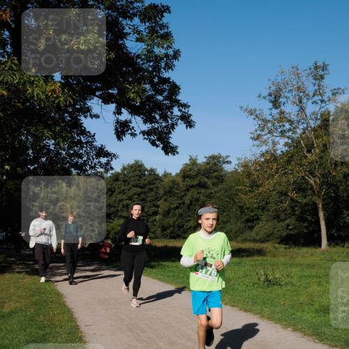28.09.2025 - 33. Volkslauf durch das schöne Alstertal Fabian Wolf http://msf.ph/oto/8981939 28.09.2025 10:40:54 Laufen  meine-sportfotos.de
