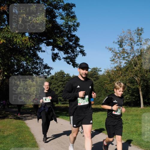 28.09.2025 - 33. Volkslauf durch das schöne Alstertal Fabian Wolf http://msf.ph/oto/8981969 28.09.2025 10:41:04 Laufen 4041 meine-sportfotos.de