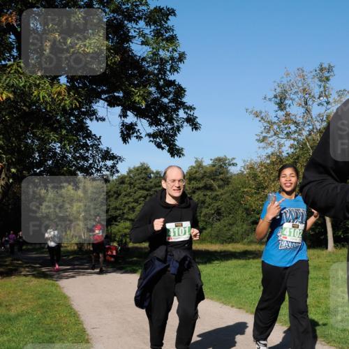28.09.2025 - 33. Volkslauf durch das schöne Alstertal Fabian Wolf http://msf.ph/oto/8981977 28.09.2025 10:41:05 Laufen 4101, 4102 meine-sportfotos.de