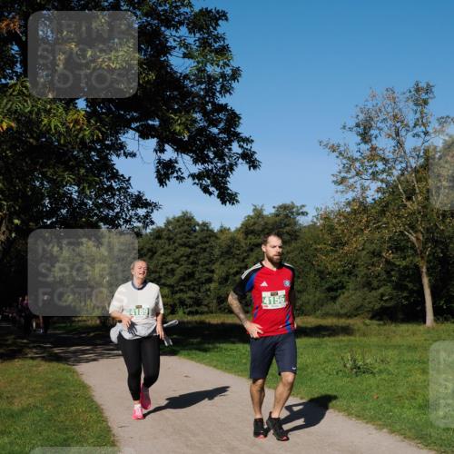 28.09.2025 - 33. Volkslauf durch das schöne Alstertal Fabian Wolf http://msf.ph/oto/8981990 28.09.2025 10:41:10 Laufen 4156, 4189 meine-sportfotos.de