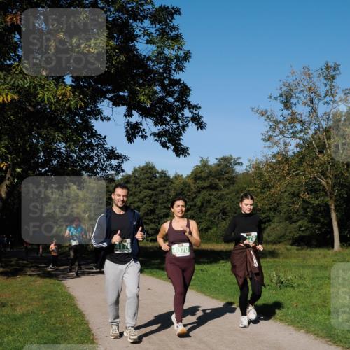 28.09.2025 - 33. Volkslauf durch das schöne Alstertal Fabian Wolf http://msf.ph/oto/8982041 28.09.2025 10:41:35 Laufen 4070 meine-sportfotos.de