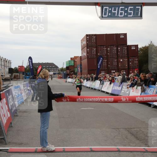 03.10.2025 - Köhlbrandbrückenlauf Yannick Fuchs http://msf.ph/oto/8982480 03.10.2025 15:46:55 Ziel 7034 meine-sportfotos.de